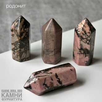 Столбик шестигранный 35х15х15 мм, вид камня в ассортименте, цена за штуку