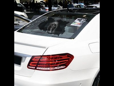 3D наклейка на автомобиль в виде страшного черепа