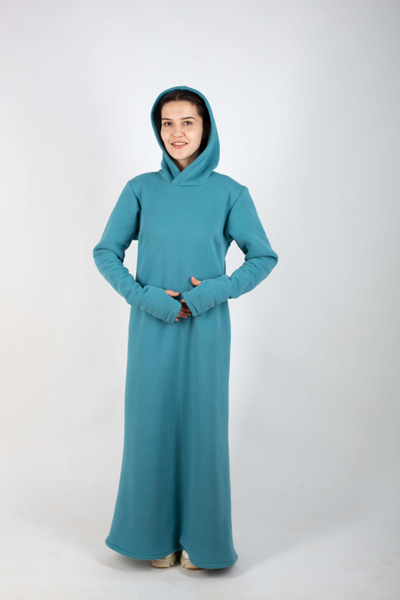 Платье спортивное с капюшоном "Прялка Времени"