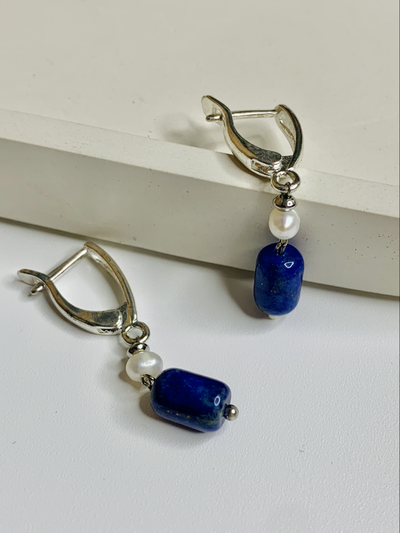 Серьги с жемчугом и лазуритом