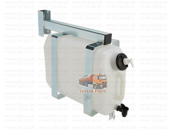 Бак для воды с кронштейном 25л