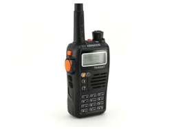 Рация Kenwood TH-K4AT Dual Band VHF+UHF (136-174MHz/400-470MHz), 8W, 3000mAh Li-ion, с гарнитурой
