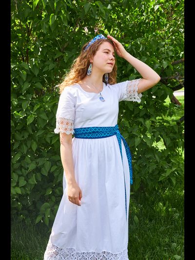 Платье  cо старинным кружевом "Галина"