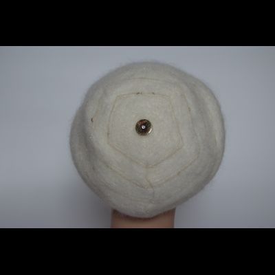 Белая кепка вязаная с золотистыми полосками Vizio Италия 6486 W