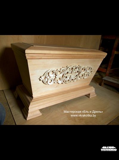 Резьба по дереву, гробница