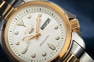 Наручные часы Seiko SRE004K1