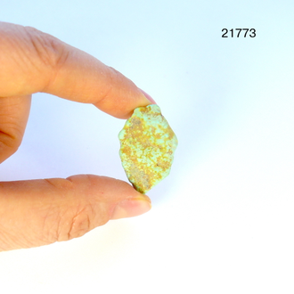 Бирюза натуральная (необработанная) Казахстан арт.21773: 4,1г - 28*19*6мм