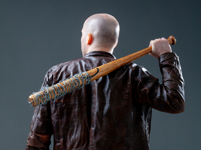 Бейсбольная бита Нигана Люсиль из т/с Ходячие Мертвецы