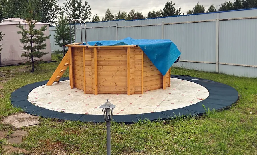 Бассейн Кристалл в Красноярске установлен силами заказчика 