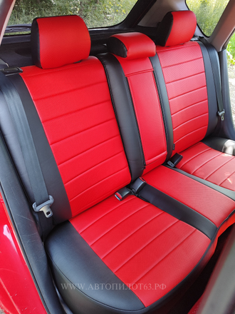 Чехлы на Mazda 3 хэтчбек (2003-2009)