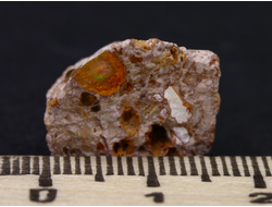 Опал благородный в породе, Эфиопия (16*13*10 мм, 2,2 г) №12933