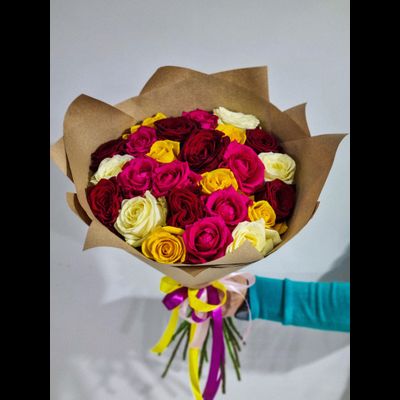 Роза Россия 60 см 25 шт микс