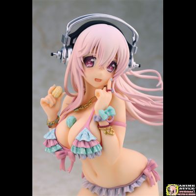 Фигурка 1/7 Супер Сонико (Super Sonico)