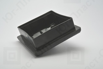 Заглушка для труб 50Х50 мм домик пластиковая