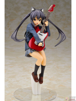 Фигурка 1/8 Адзуса Накано (Nakano Azusa)