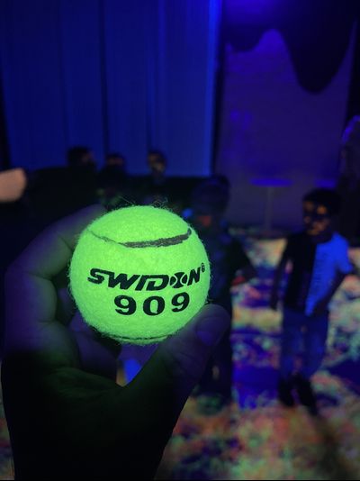 Неоновая дискотека