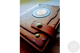 кожаный ежедневник в винтажном стиле с тиснением головы льва