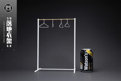 Стойка с вешалками 1/6 (белая) - КОЛЛЕКЦИОННАЯ ДИОРАМА 1/6 Freestanding coat rack 3.0 (M2405B) - MMMTOYS