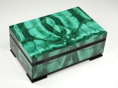 Шкатулка из Малахита с крышкой на шарнирах, ДР Конго (110*70*43 мм, вес: 411 г) №26663