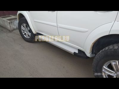 Пороги на Mitsubishi Pajero Sport  (2008-2015) Start