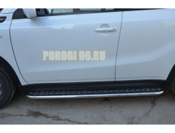 Пороги с накладным листом d42 для Suzuki Vitara (2019-...)