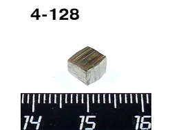 Пирит натуральный (необработанный) №4-128: 0,5г - 6*6*4мм