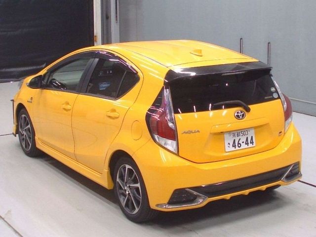 Toyota Aqua gr Sport