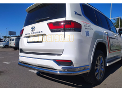 Защита заднего бампера угловая большая двойная d76/42 для Toyota Land Cruiser 300 (Юбилейная) 2021-