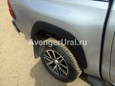 Расширители колесных арок OE-style, TOYOTA HILUX Revo, 2015-н.в.