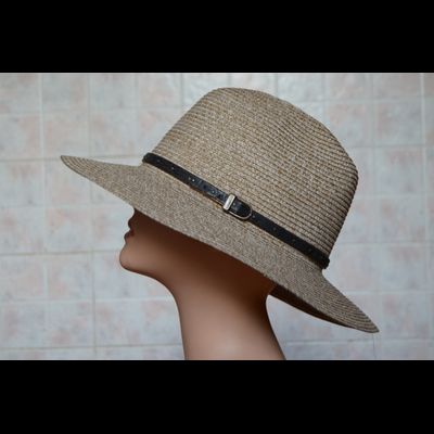 Шляпа бежевая Италия Стефания Майороли