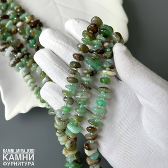 Хризопраз чипсы 9-15х3-5 мм, цена за нить 19 см