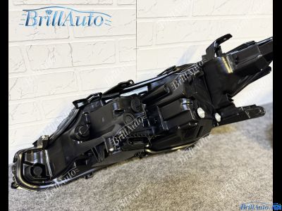 Фары Toyota Camry 70 стиль Lexus