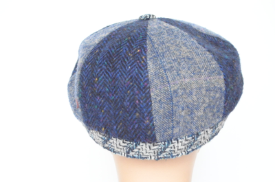 Синяя шерстяная кепка для женщин
