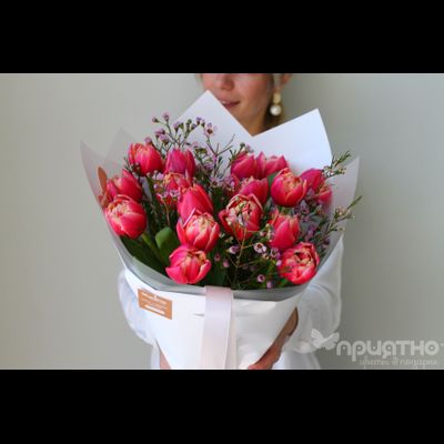 Букет цветов на 8 марта № 705
