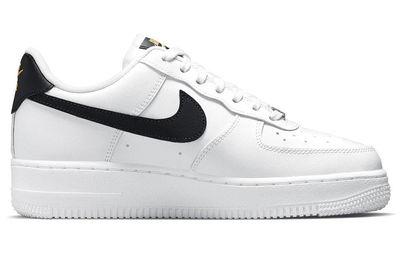 Nike Air Force 1 07 ESS White Black
