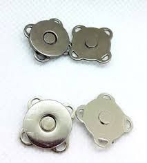 Кнопка серебро магнитная пришивная 10 мм
