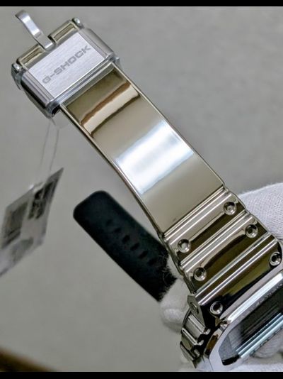 Часы Casio G-Shock GM-5600YM-8A8