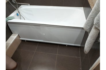 Установка экрана ванны