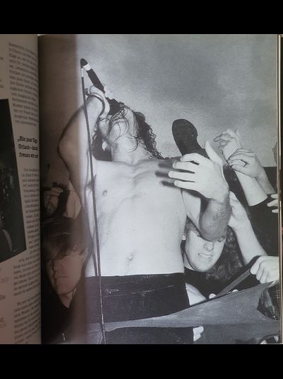 Pearl Jam Annette Weidner Book Archive