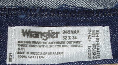 Джинсы 945 Wrangler® Cowboy Cut® Bootcut регулярный крой (жёсткие)