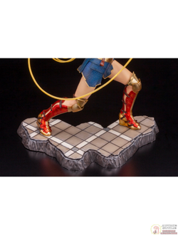 Фигурка 1/6 Чудо-женщина (Wonder Woman)