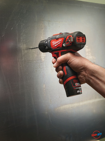 Milwaukee m12bdd202c cheap