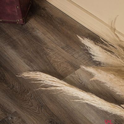 SPC ламинат Respect Дуб Табак 4212 43 класс толщина 5 мм с фаской и подложкой замковый 2.2448 м2