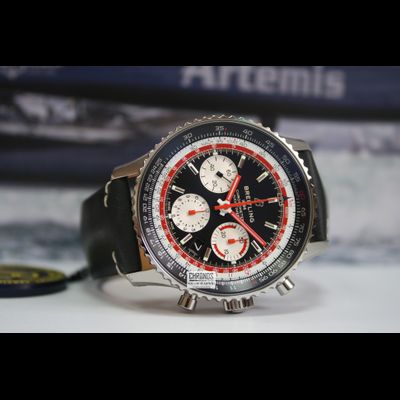 Breitling Navitimer B01 SwissAir AB01211B1B1X1