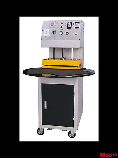 Блистерная упаковочная машина Hualian XBF-500