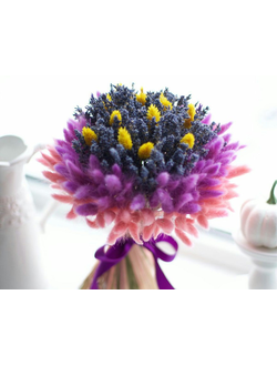 Очаровательный букет лаванда и сухоцветы «Сокровенная мечта»
