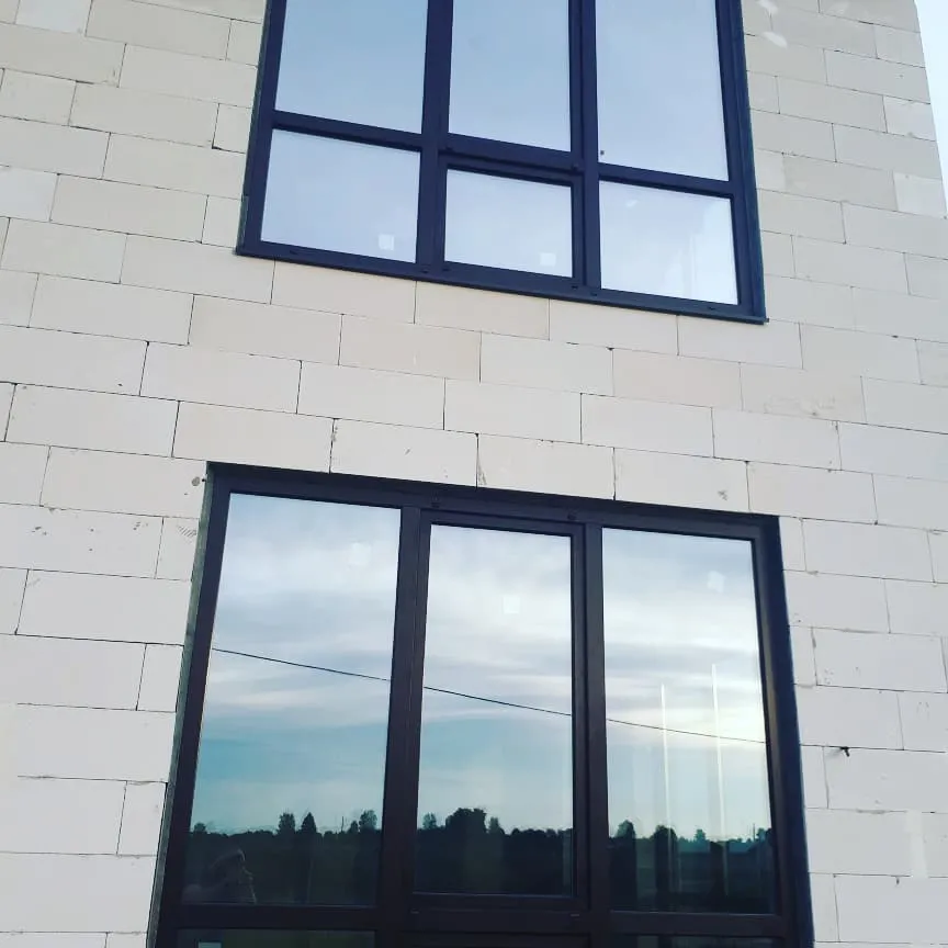 окна с большими стеклопакетами с энергосберегающим напылением и мультифункциональным напылением