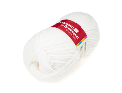 Пряжа Подмосковная для вязания 50% шерсть, 50% акрил. Длина нити и вес: Моток 100 грамм, 250 метров  цвет    Белая 01