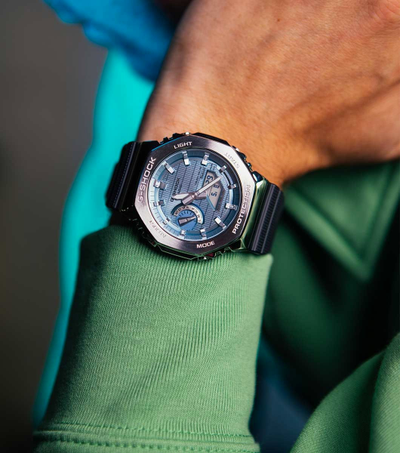 Часы Casio G-Shock GBM-2100A-1A3