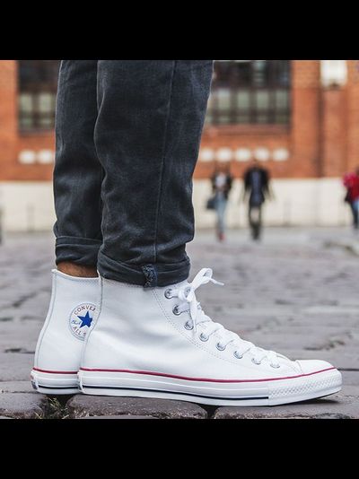 Кеды кожаные Chuck Taylor All Star Leather белые высокие